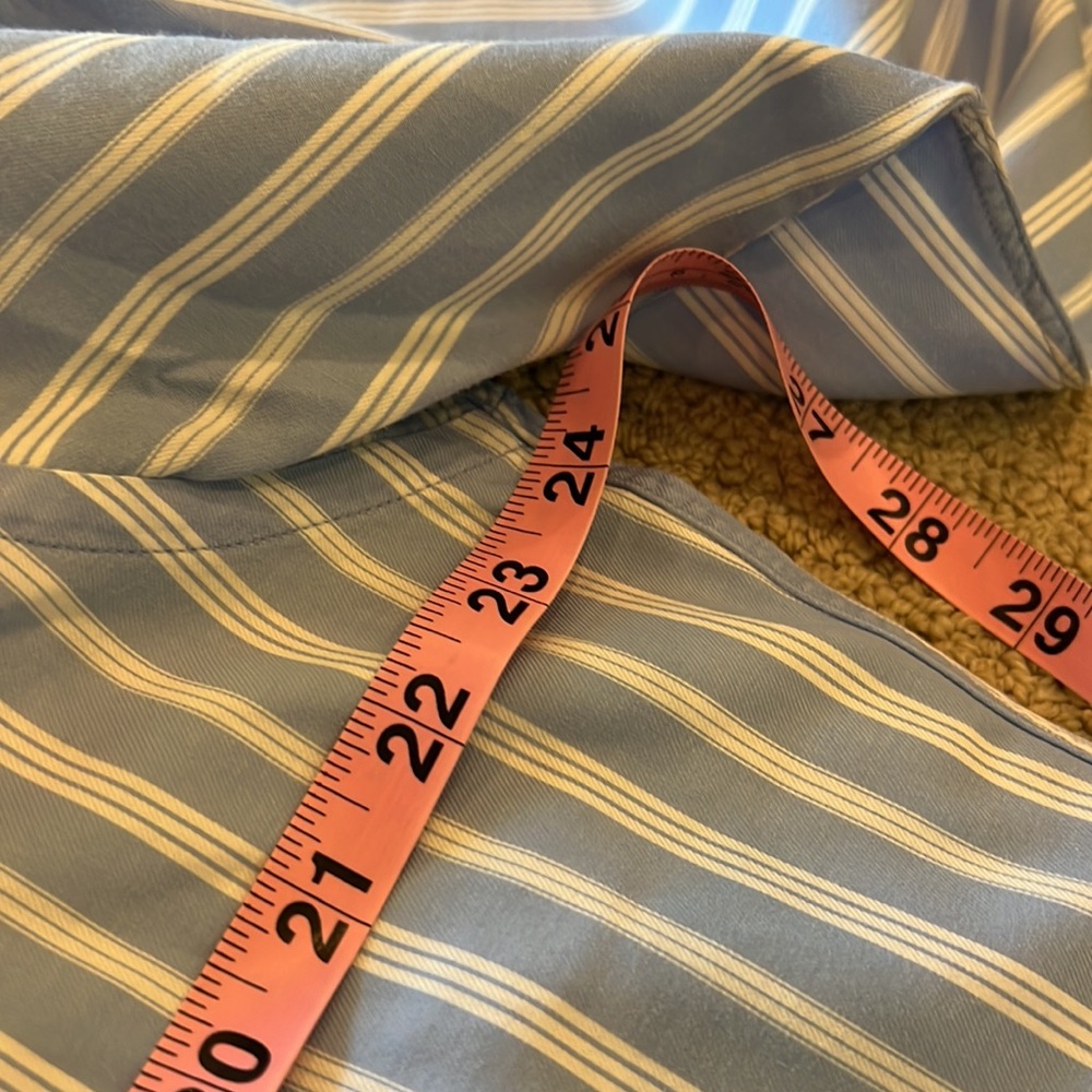 Mens button down - Picture 7 of 8